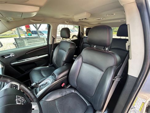Used 2017 Dodge Journey GT FWD image 15