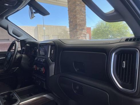 Used 2019 Chevrolet Silverado 1500 LT Trail Boss AWD/4WD image 27