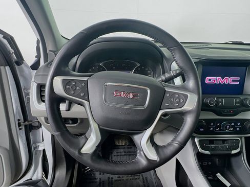 Certified 2022 GMC Terrain SLT w/ Infotainment Package II image 10
