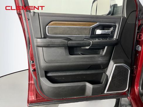 Used 2022 RAM 3500 Laramie AWD/4WD image 24