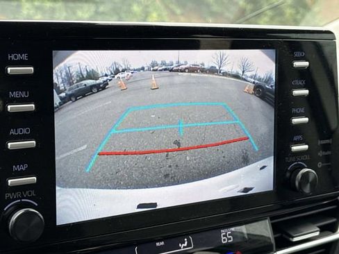 Used 2023 Toyota Sienna LE image 20