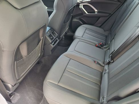 Certified 2025 Audi Q5 Premium Plus w/ Premium Plus AWD/4WD image 36