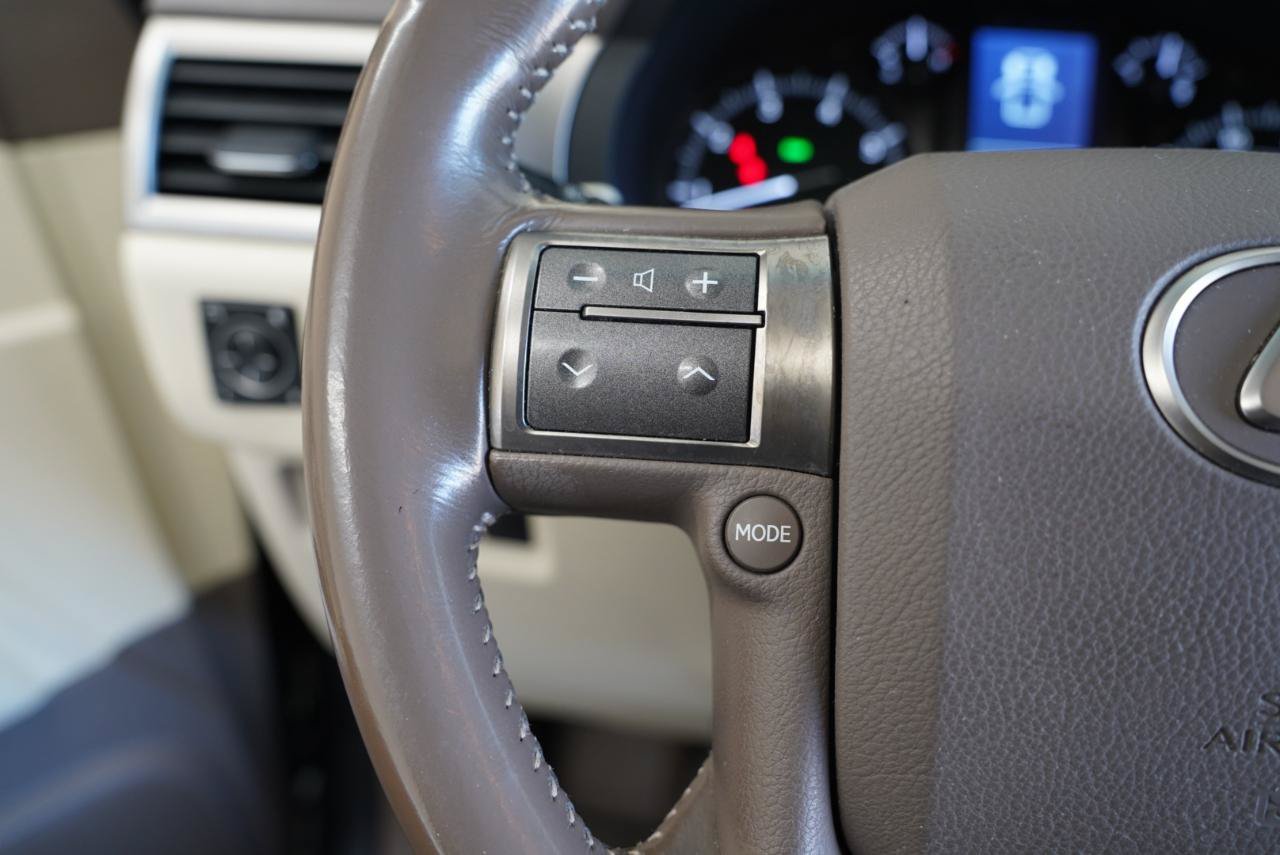 Used 2016 Lexus GX 460 w/ Premium Package AWD/4WD image 13