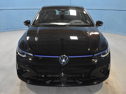 New 2026 Volkswagen Golf image 18