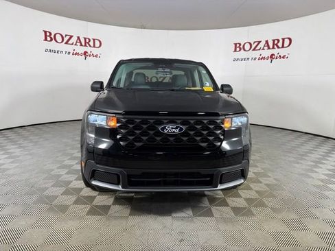 Certified 2025 Ford Maverick XLT FWD image 2