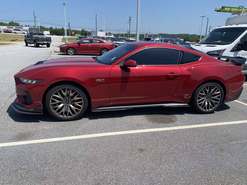 Used 2024 Ford Mustang GT Premium RWD image 4