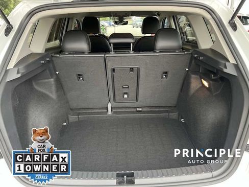 Certified 2023 Volkswagen Taos SE w/ Black Wheel Package image 30