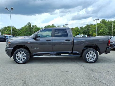 New 2026 RAM 2500 Big Horn AWD/4WD image 7