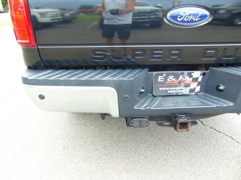 Used 2011 Ford F250 Lariat w/ Lariat Interior Pkg AWD/4WD image 34