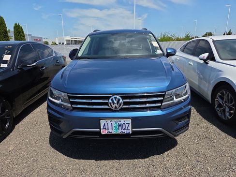 Used 2018 Volkswagen Tiguan SE AWD/4WD image 5