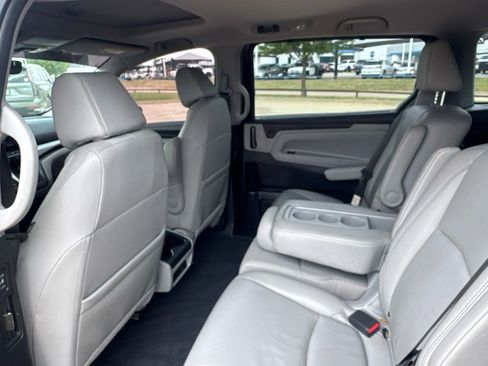 Used 2022 Honda Odyssey EX-L image 9