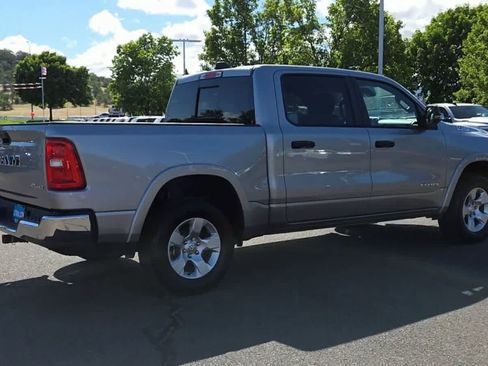 Used 2025 RAM 1500 Big Horn AWD/4WD image 8
