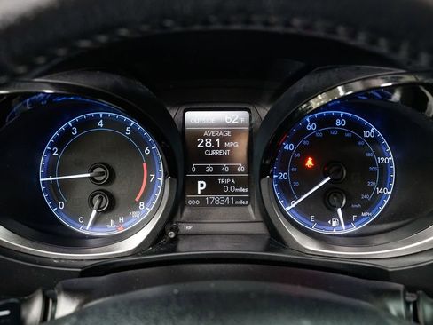 Used 2014 Toyota Corolla S image 11