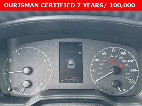 Used 2024 Toyota Corolla Cross LE image 29
