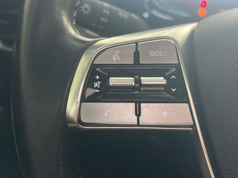 Used 2023 Kia Telluride LX FWD image 18