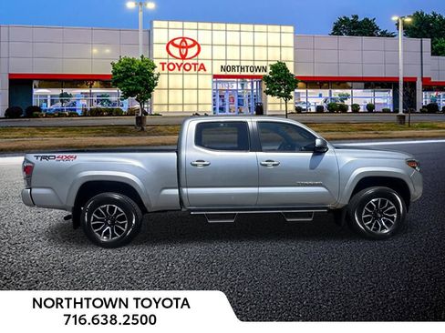 Used 2023 Toyota Tacoma TRD Sport AWD/4WD image 7