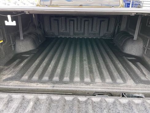 Used 2025 Ford Ranger Raptor AWD/4WD image 16