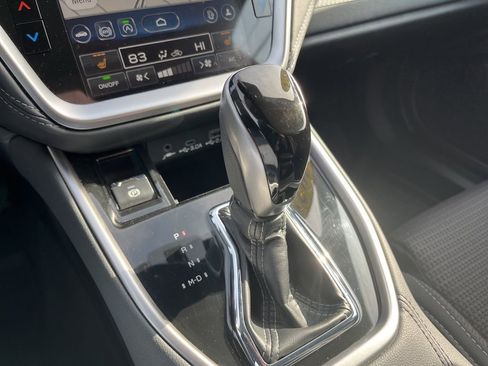 Certified 2025 Subaru Outback Premium w/ Popular Package #1A image 21