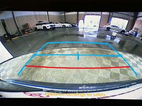 Used 2024 Toyota Corolla LE image 29