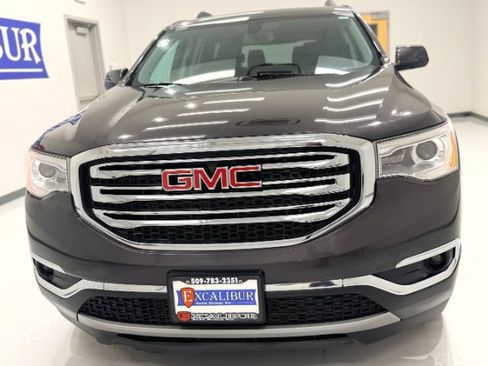 Used 2017 GMC Acadia SLT AWD/4WD image 13