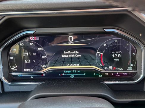 Used 2025 GMC Sierra 2500 Denali w/ Technology Package image 35