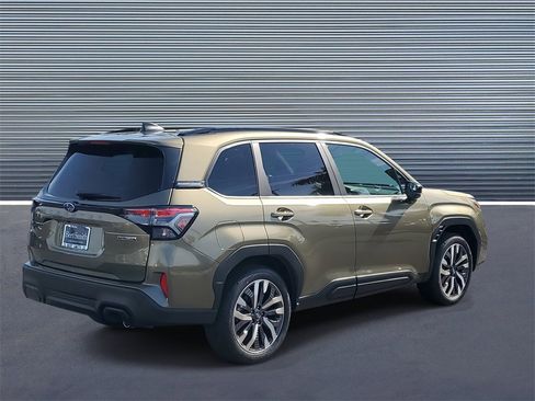 New 2026 Subaru Forester Touring image 3