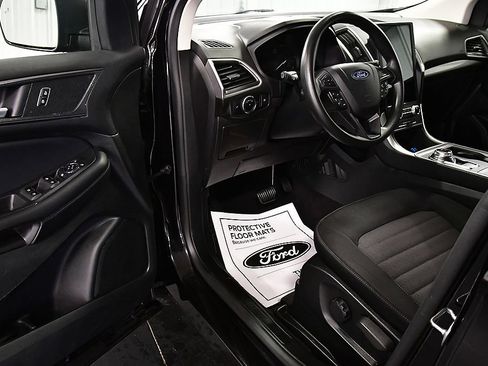 Used 2024 Ford Edge SE AWD/4WD image 15