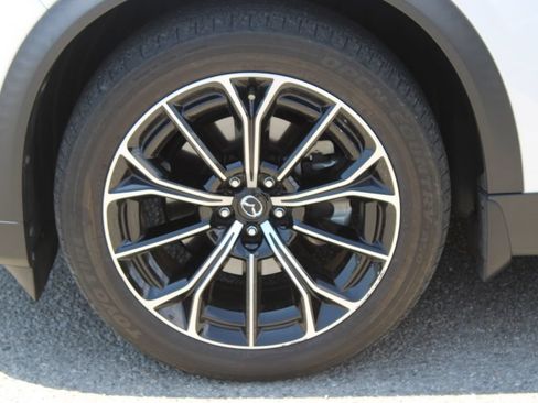 Used 2025 MAZDA CX-70 Plug-In Hybrid w/ Premium Plus AWD/4WD image 8