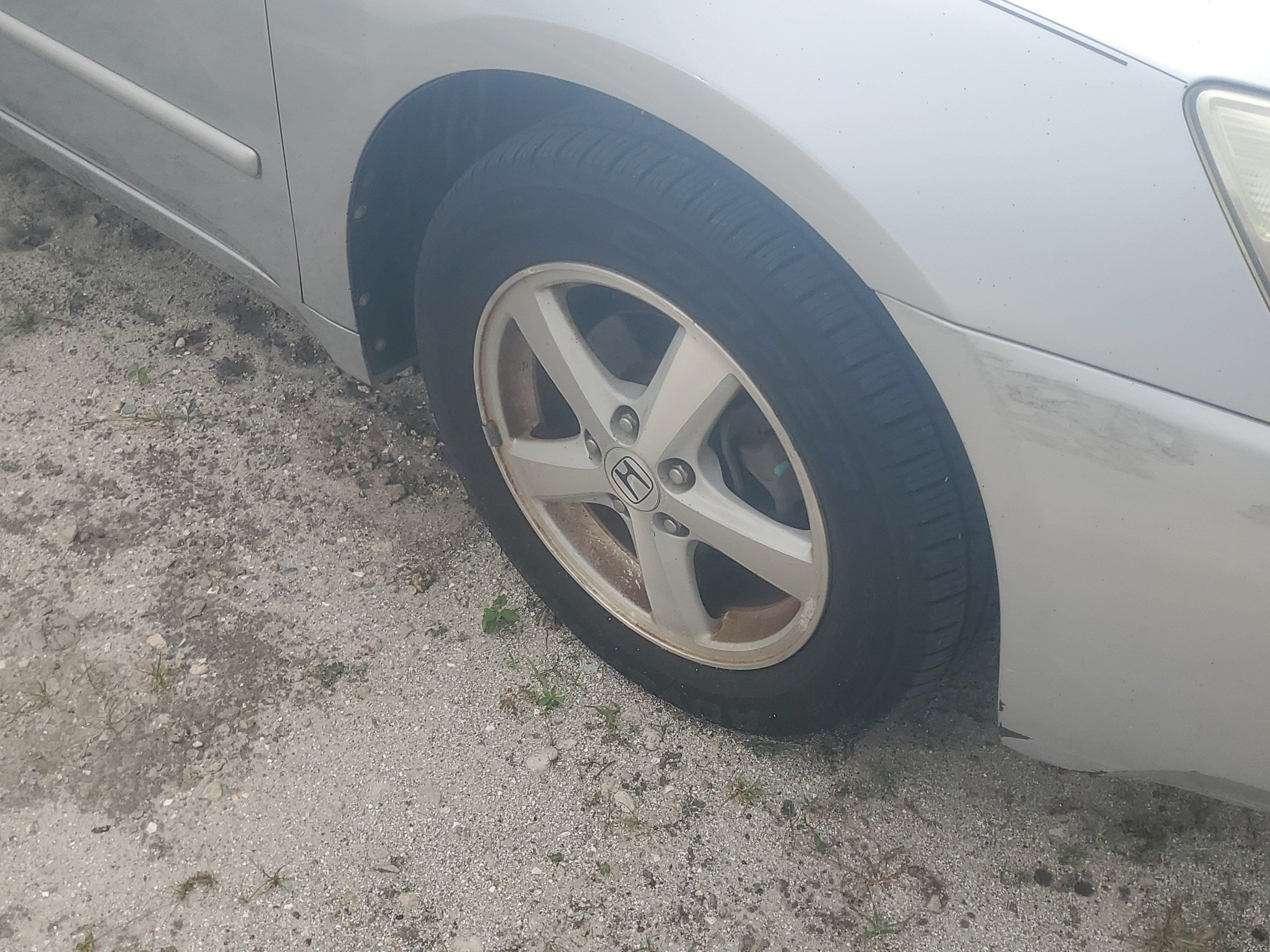 Used 2005 Honda Accord EX-L image 2
