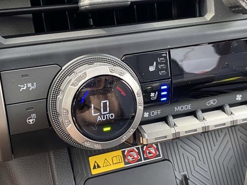 New 2026 Toyota 4Runner 4WD image 24