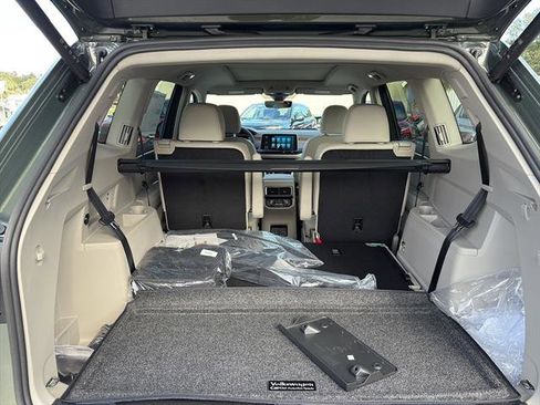 New 2026 Volkswagen Atlas SEL Premium R-Line image 12