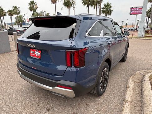 New 2025 Kia Sorento S w/ Panoramic Sunroof Package FWD image 7