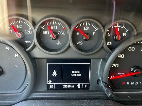 Used 2024 Chevrolet Silverado 1500 Custom RWD image 8