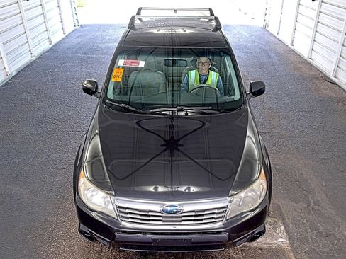 Used 2010 Subaru Forester 2.5X image 12