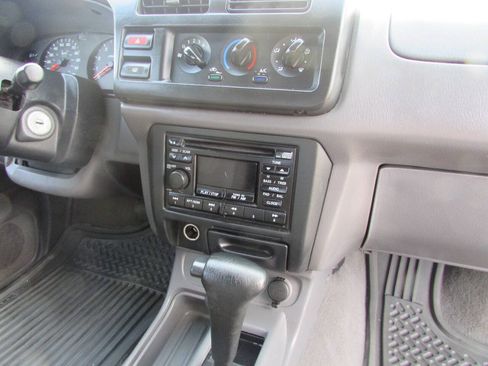 Used 2000 Nissan Xterra XE RWD image 34
