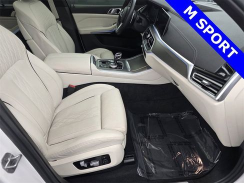 Certified 2022 BMW X5 xDrive45e w/ M Sport Package image 33