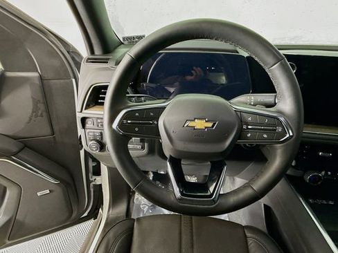 Used 2025 Chevrolet Tahoe High Country image 15