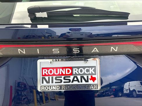 Used 2023 Nissan Ariya FWD image 29