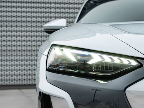 Used 2023 Audi e-tron GT Prestige w/ Prestige Package image 44