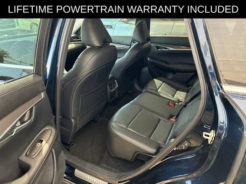 Used 2023 INFINITI QX50 Luxe FWD image 11