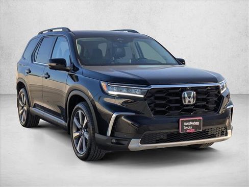 Used 2024 Honda Pilot Elite image 3