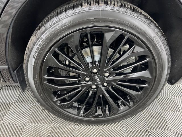 Certified 2023 Lincoln Corsair Reserve w/ Equipment Group 202A AWD/4WD image 10