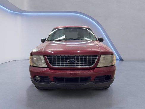 Used 2002 Ford Explorer XLT image 2