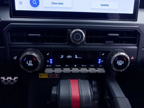 Used 2024 Toyota Tacoma TRD Pro AWD/4WD image 28