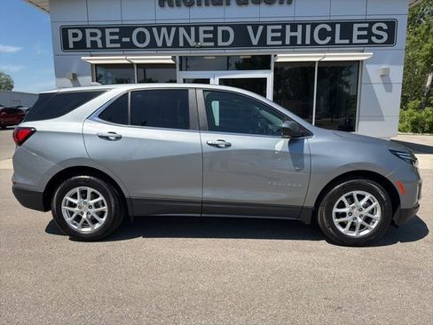 Certified 2024 Chevrolet Equinox LT FWD image 2