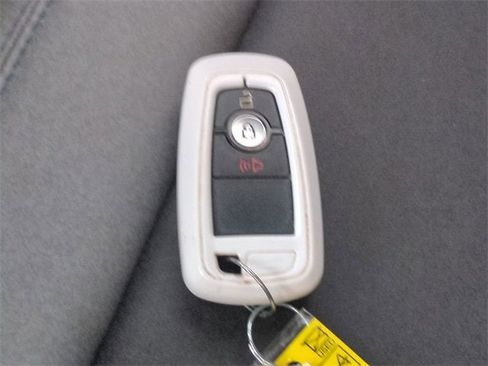 Certified 2023 Ford Bronco Black Diamond image 26