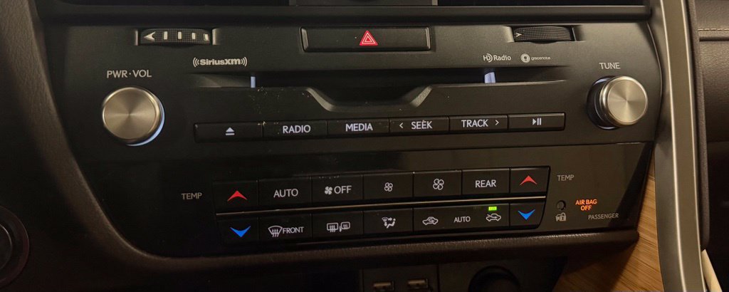 Used 2020 Lexus RX 350L Premium w/ Premium Package AWD/4WD image 21