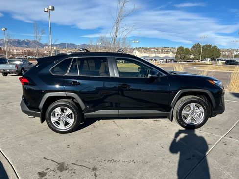 Used 2025 Toyota RAV4 XLE image 9