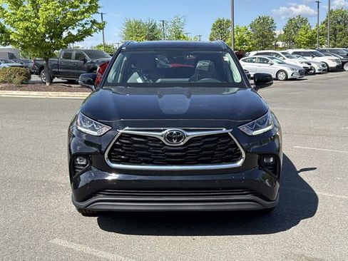 Used 2026 Toyota Highlander Limited AWD/4WD image 6
