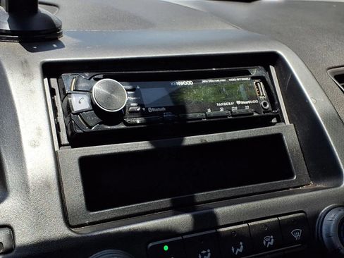 Used 2011 Honda Civic LX image 9